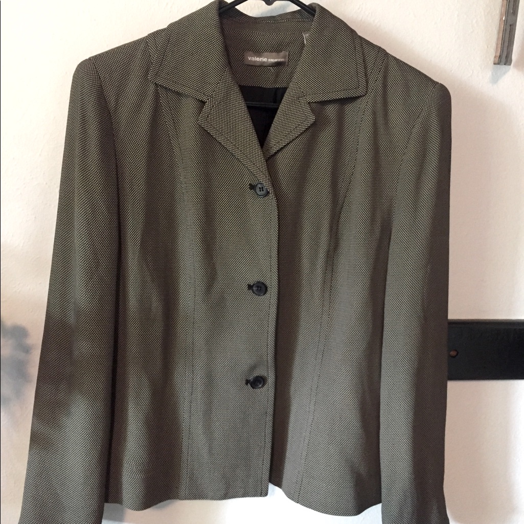 Valerie Separates Blazer